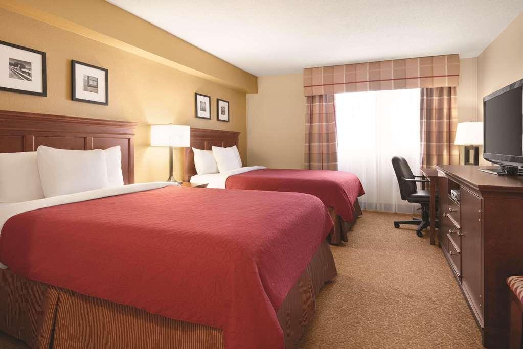 Country Inn & Suites By Radisson, Saskatoon, Sk Room photo