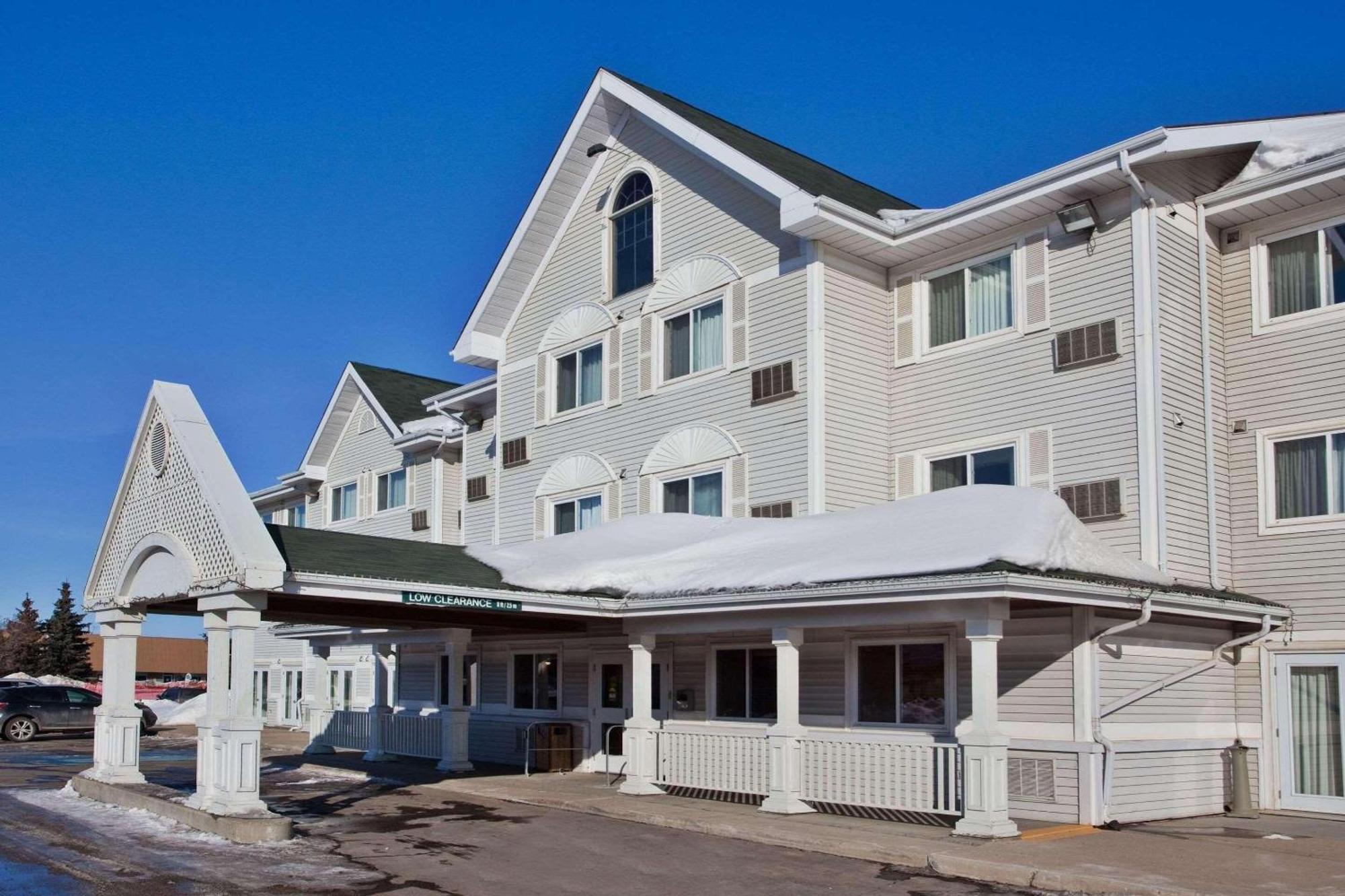 Country Inn & Suites By Radisson, Saskatoon, Sk Exterior photo